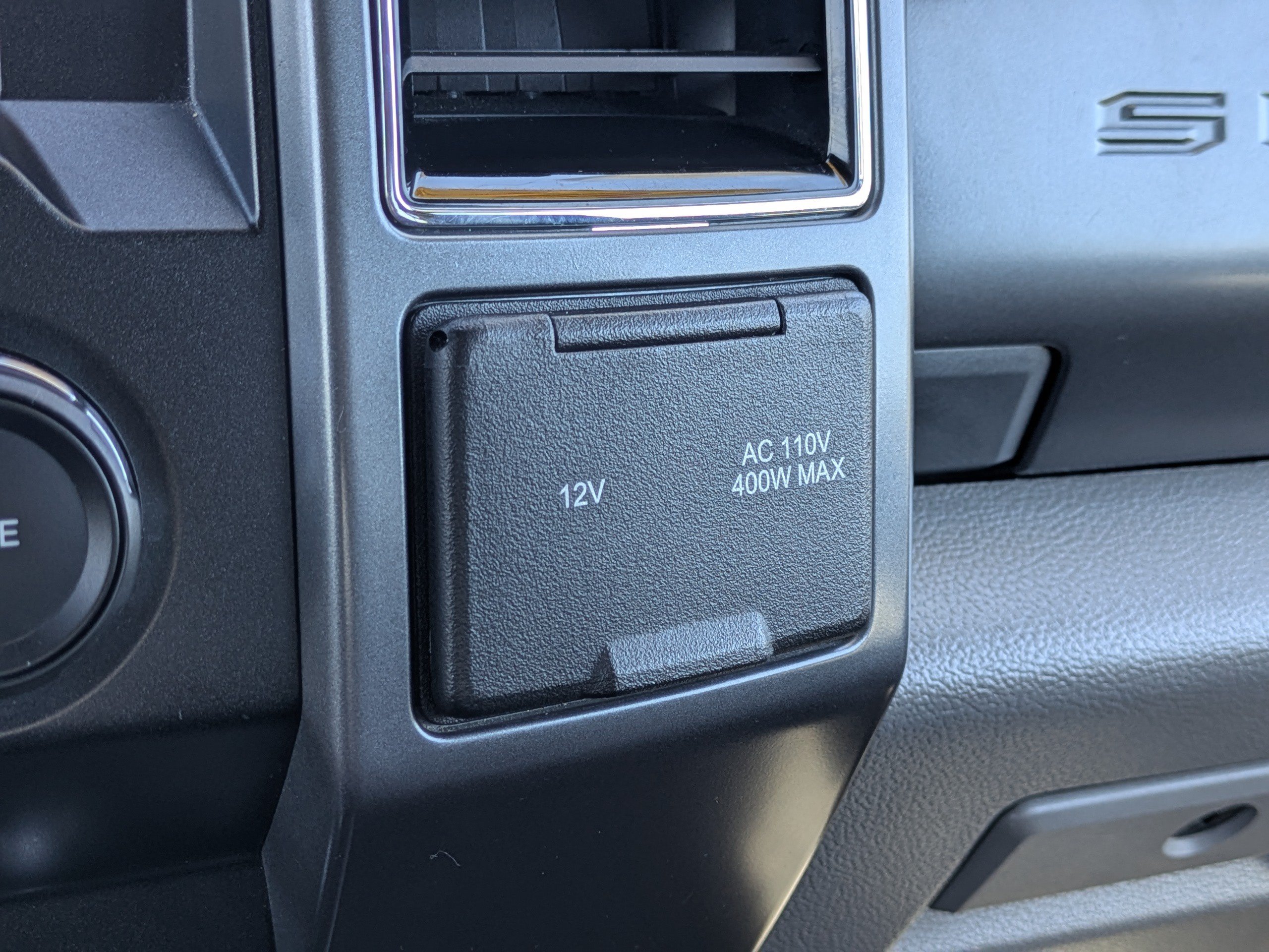 Used 2019 Ford F250 XLT w/ XLT Premium Package AWD/4WD image 30