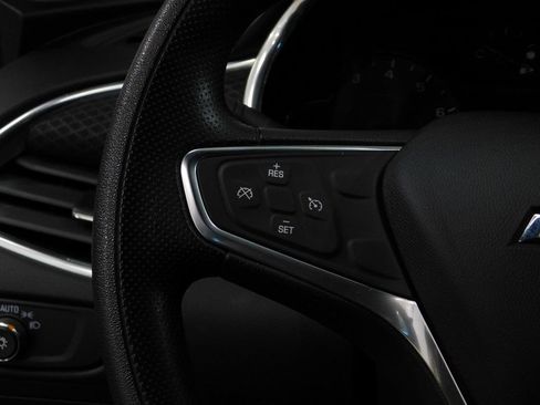 Used 2019 Chevrolet Malibu LT image 40