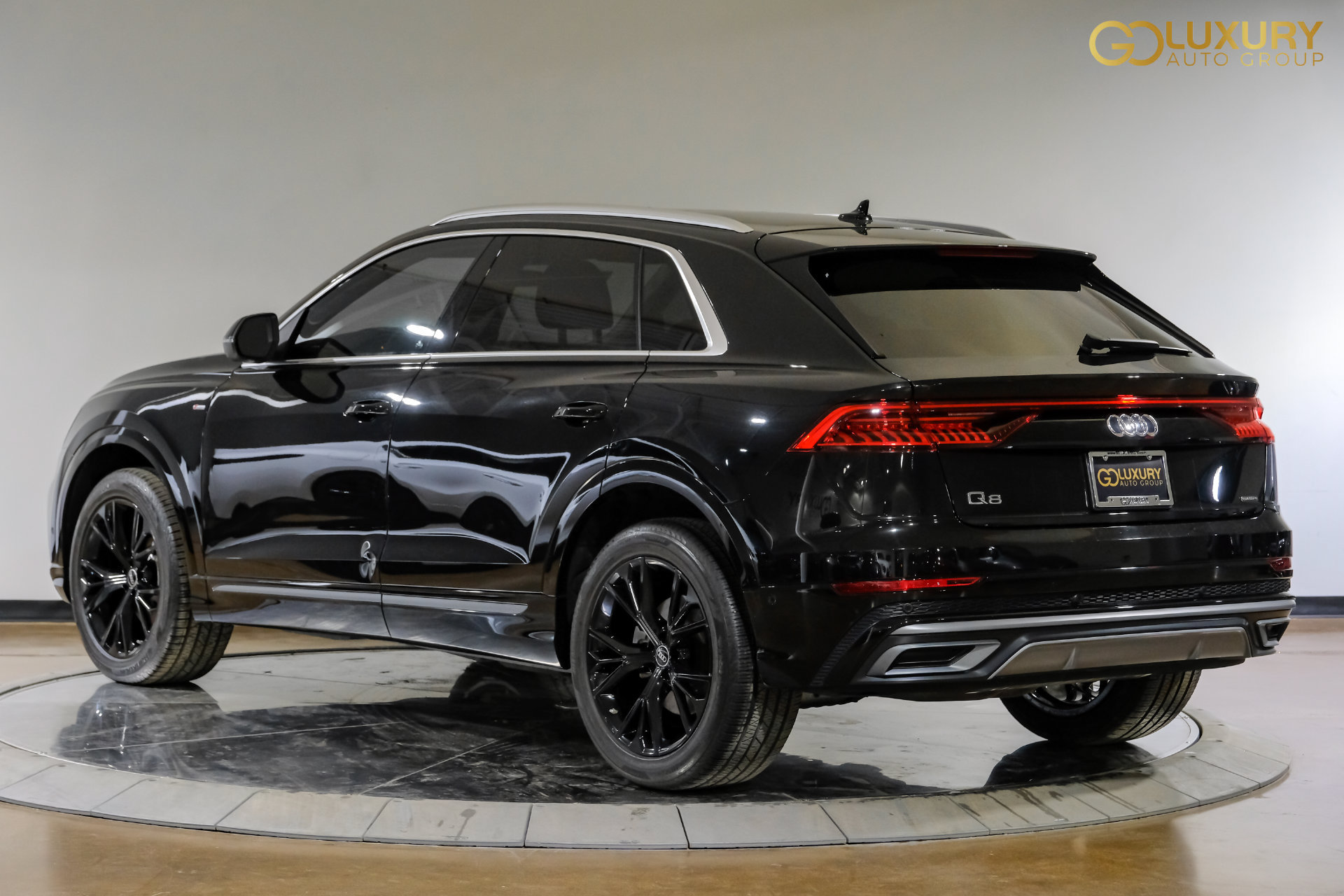 Used 2023 Audi Q8 Premium Plus w/ Premium Plus Package AWD/4WD image 12