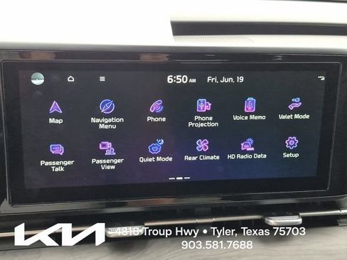 Certified 2024 Kia Carnival EX FWD image 39