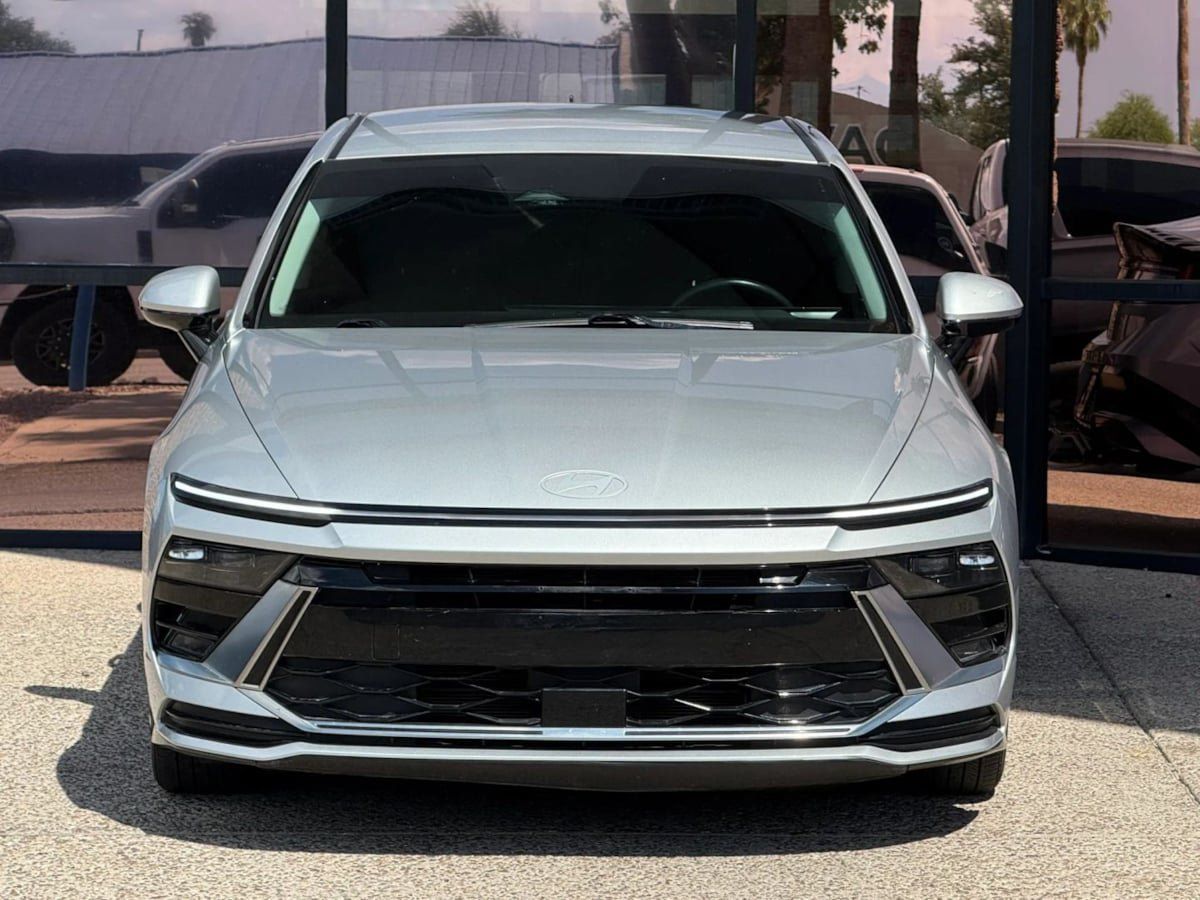 Used 2025 Hyundai Sonata SEL FWD image 19