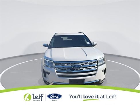 Used 2018 Ford Explorer Limited image 3