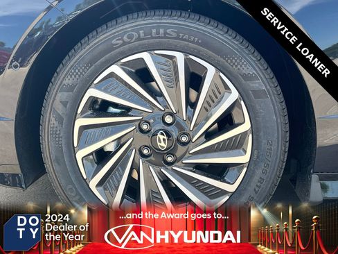 New 2025 Hyundai Sonata Limited image 8