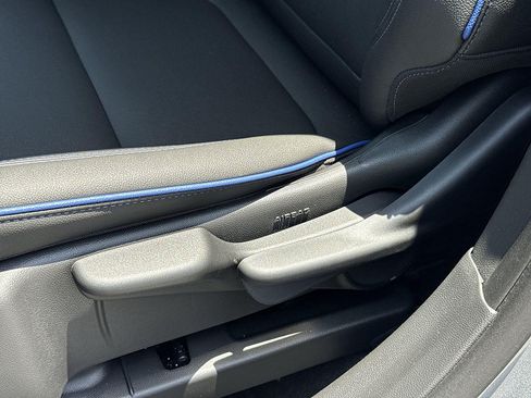New 2026 Buick Envista Sport Touring w/ Convenience II Package FWD image 21