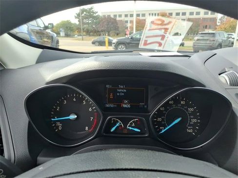 Used 2019 Ford Escape SE image 21