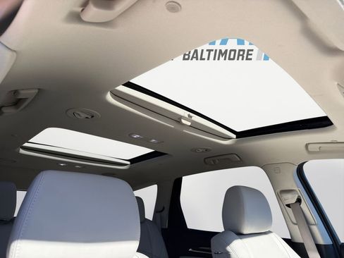 Used 2023 Buick Enclave Essence w/ Experience Buick Package image 16