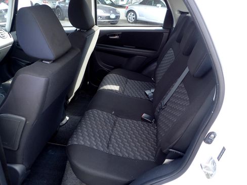 Used 2008 Suzuki SX4 AWD Hatchback image 10