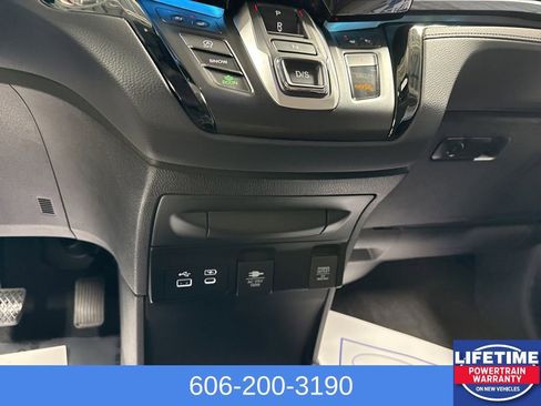 New 2026 Honda Odyssey Elite image 26