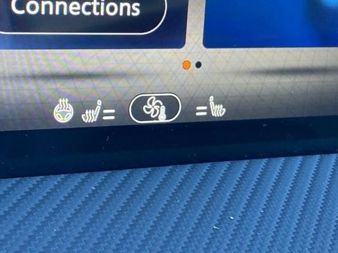 New 2026 Nissan Kicks SR image 23