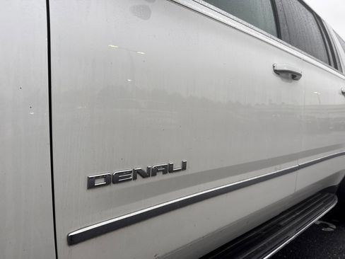 Used 2017 GMC Yukon XL Denali w/ Open Road Package image 7