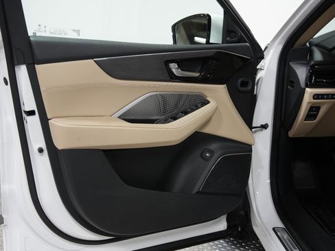 Used 2023 Acura MDX SH-AWD w/ Advance Package image 23