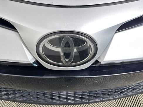 Used 2018 Toyota Corolla SE w/ SE Premium Package image 9