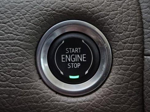 Used 2021 GMC Yukon Denali AWD/4WD image 21