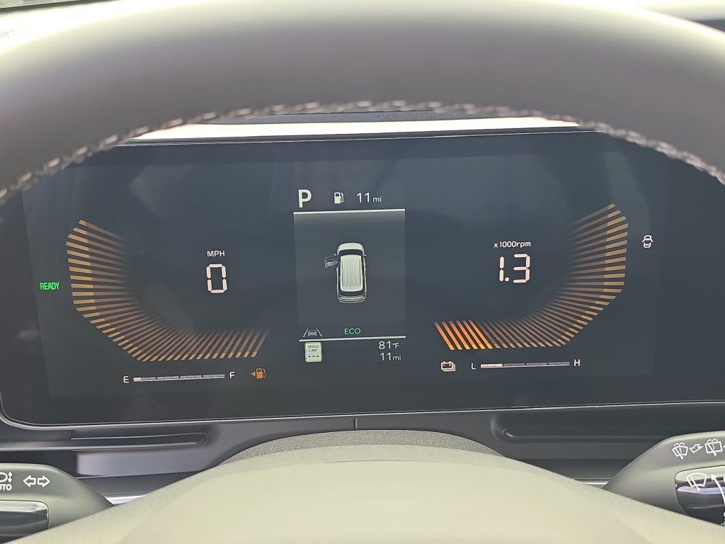 New 2027 Kia Carnival EX FWD image 33