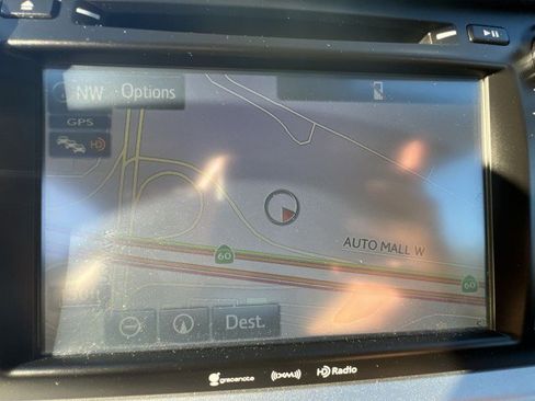 Used 2019 Toyota Highlander XLE image 14