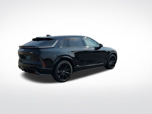 New 2026 Cadillac Lyriq V w/ Exterior Carbon Fiber Package AWD/4WD image 9