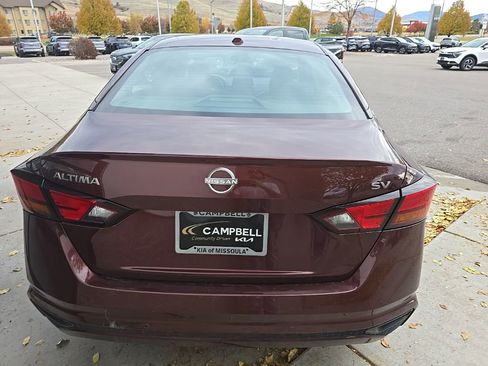 Used 2023 Nissan Altima 2.5 SV FWD image 4