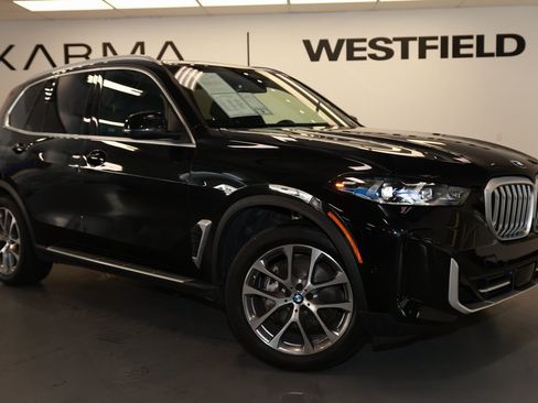 Used 2024 BMW X5 xDrive40i image 1
