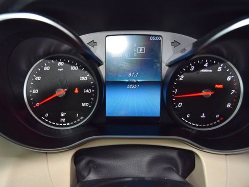 Used 2022 Mercedes-Benz GLC 300 image 23