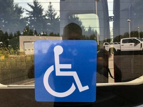 Used 2017 Ford Transit 350 XL image 20