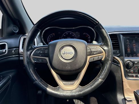 Used 2016 Jeep Grand Cherokee Overland AWD/4WD image 20