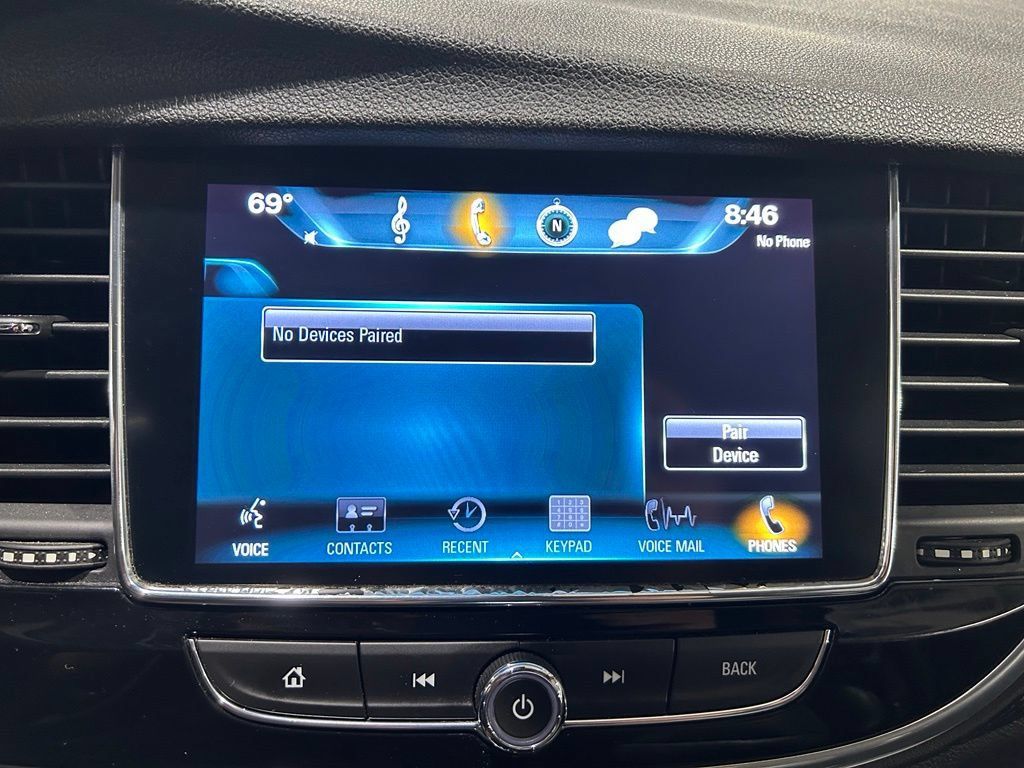 Used 2020 Buick Encore Essence AWD/4WD image 24