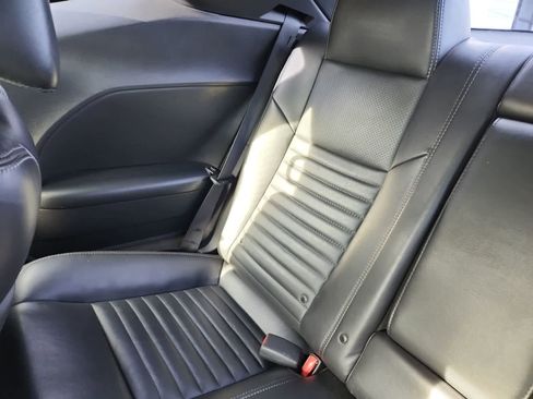 Used 2012 Dodge Challenger R/T RWD image 17