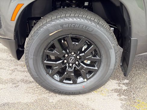 New 2026 Nissan Frontier SV AWD/4WD image 9