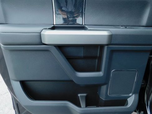 Used 2022 Ford F250 Platinum image 25