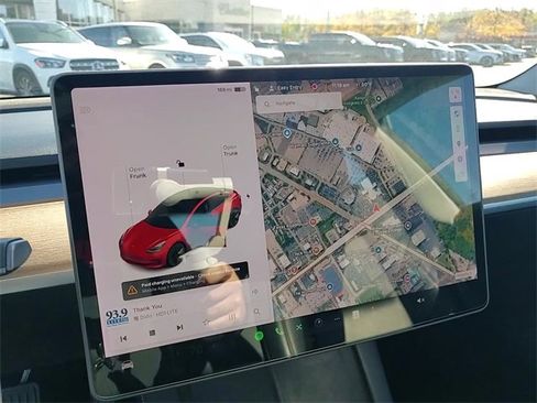 Used 2021 Tesla Model 3 Long Range image 15