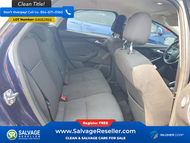 Used 2012 Ford Focus SEL FWD image 15