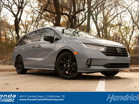 Certified 2023 Honda Odyssey Sport image 1