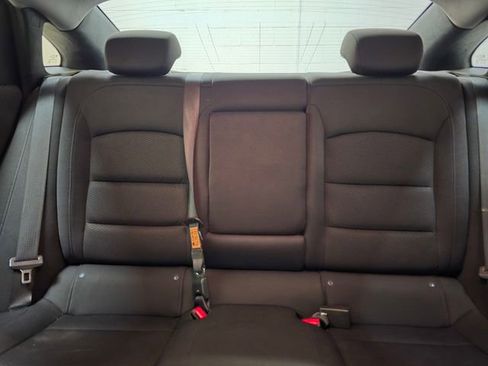 Used 2021 Chevrolet Malibu LT image 27