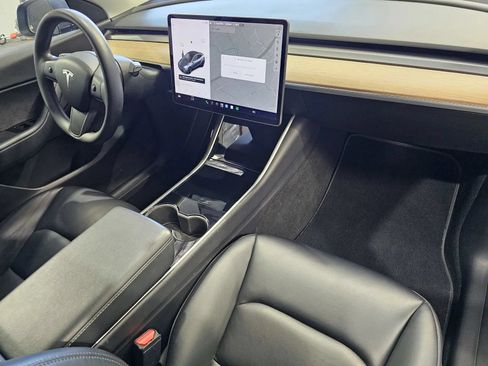 Used 2020 Tesla Model Y Long Range AWD/4WD image 5