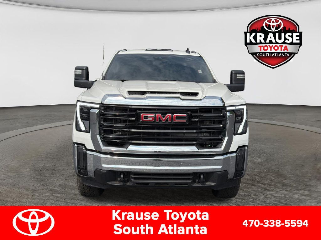 Used 2025 GMC Sierra 2500 Pro AWD/4WD image 2