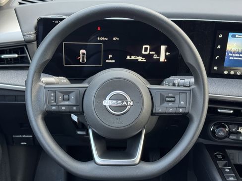 New 2026 Nissan Kicks SV w/ SV Premium Package image 14