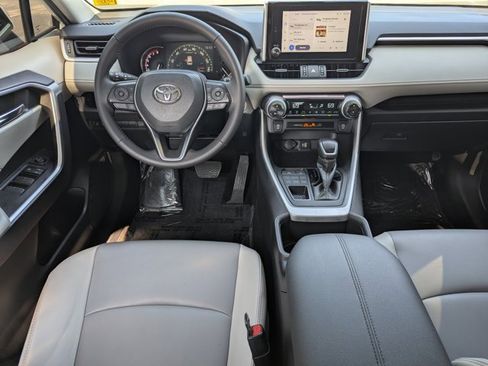 Used 2024 Toyota RAV4 XLE Premium image 19