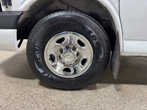 Used 2012 Chevrolet Express 3500 w/ School Bus Package image 57