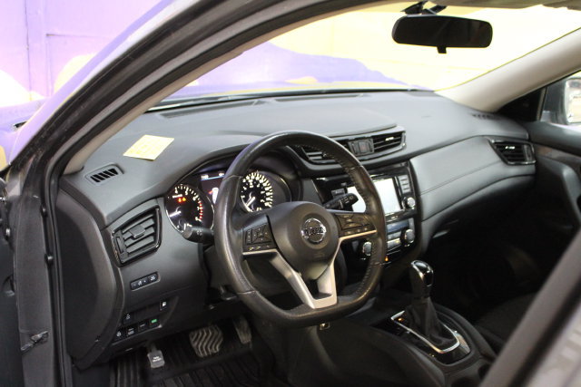 Used 2020 Nissan Rogue S AWD/4WD image 13
