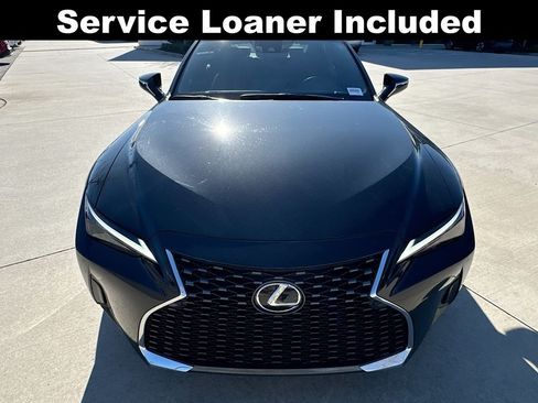 Used 2023 Lexus IS 300 w/ Comfort Package RWD image 4