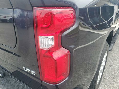 Used 2024 Chevrolet Silverado 1500 LTZ w/ Z71 Off-Road Package AWD/4WD image 17