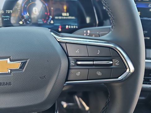 New 2026 Chevrolet Equinox LT FWD image 17