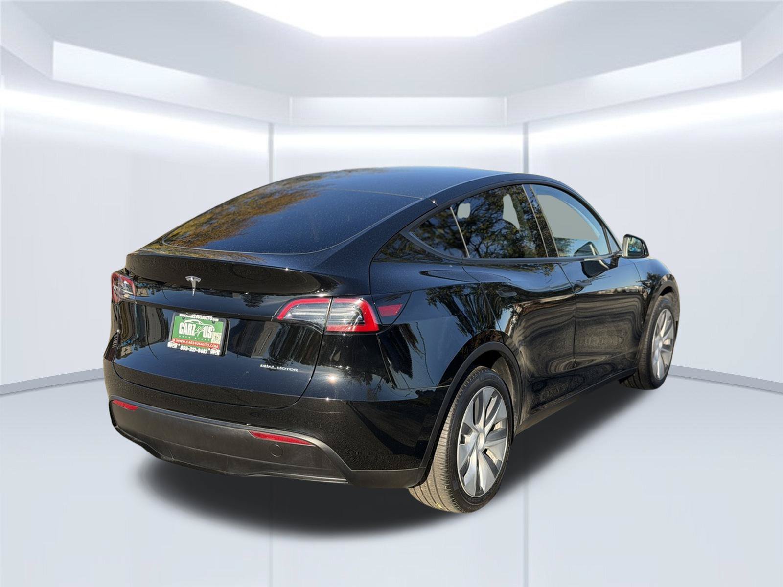 Used 2023 Tesla Model Y Long Range AWD/4WD image 4