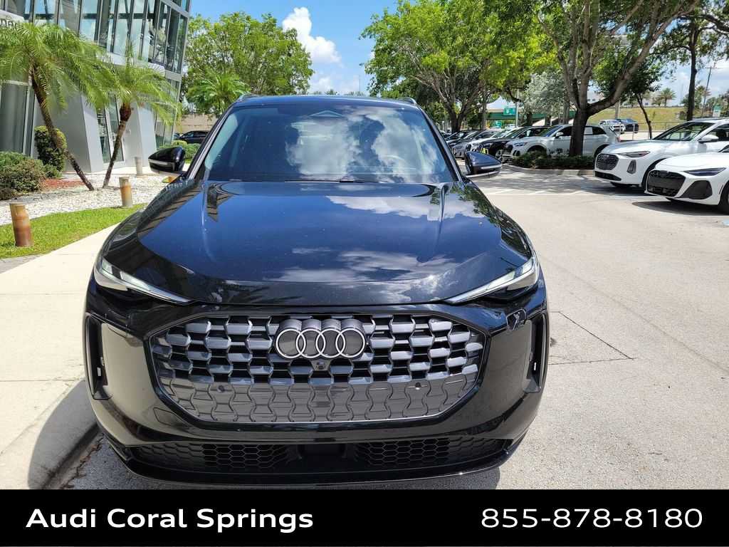 Used 2025 Audi Q5 Premium w/ Convenience Package AWD/4WD image 3