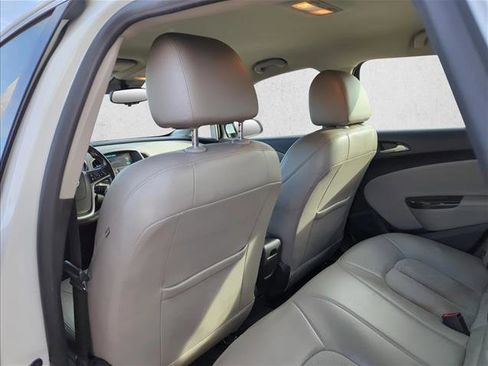 Used 2016 Buick Verano image 12