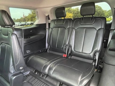 Used 2022 Jeep Grand Cherokee L Limited AWD/4WD image 43