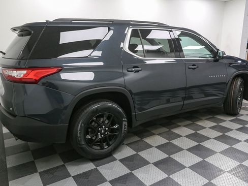 Used 2020 Chevrolet Traverse LT FWD image 9