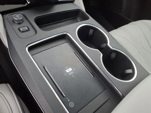 Used 2025 Acura MDX w/Advance Package image 12