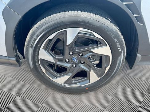 Certified 2024 Subaru Crosstrek 2.5i Limited w/ Popular Package #4A AWD/4WD image 32
