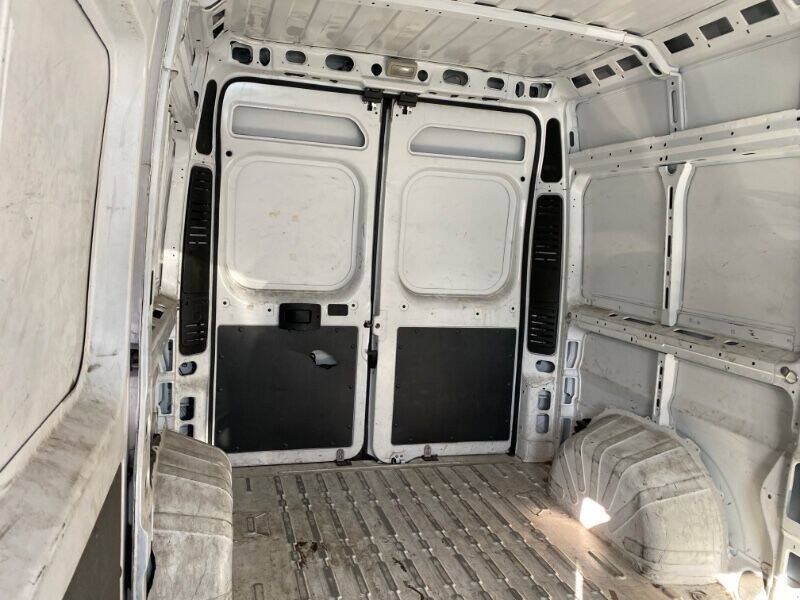 Used 2018 RAM ProMaster 2500 FWD image 9